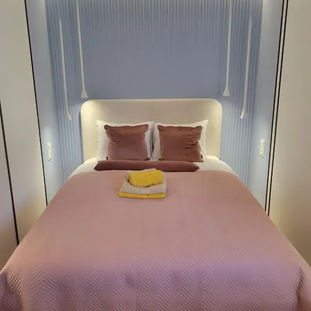 Velalux Apartment *